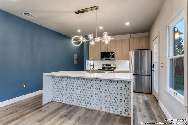 915 Mason San Antonio, TX 78208